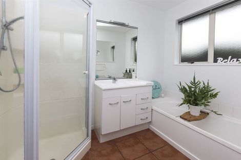 Photo of property in 1/92 Racecourse Road, Sockburn, Christchurch, 8042