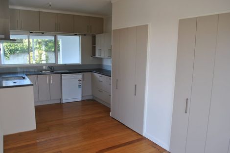 Photo of property in 61 Dyers Pass Road, Cashmere, Christchurch, 8022