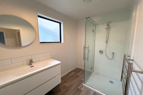 Photo of property in 14 Chablis Place, Henderson, Auckland, 0612