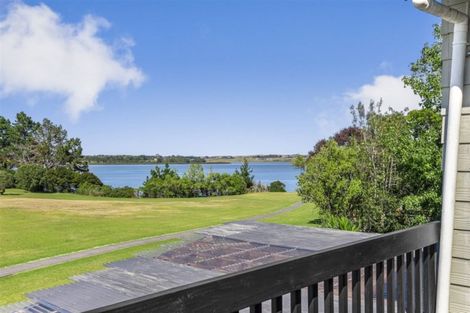 Photo of property in 18 Hoylake Place, Wattle Downs, Auckland, 2103
