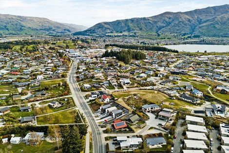 Photo of property in 37 Aurora Lane, Wanaka, 9305