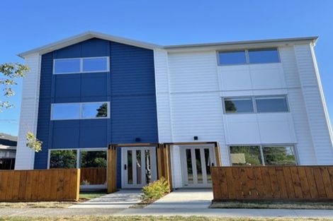 Photo of property in 1/8 Yeovil Road, Te Atatu Peninsula, Auckland, 0610