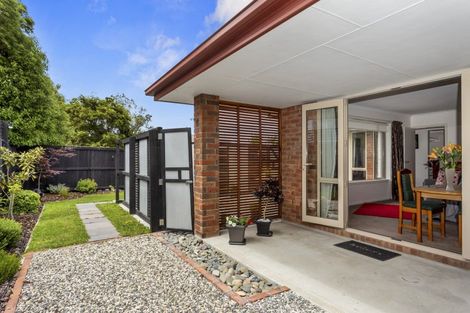 Photo of property in 4/7 Wineberry Avenue, Amberley, 7410