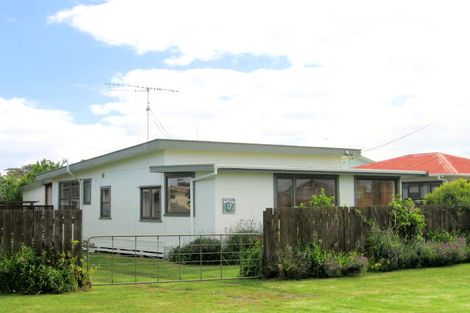 Photo of property in 17 Roretana Drive, Athenree, Katikati, 3177