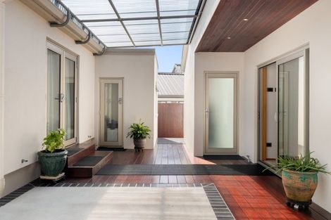 Photo of property in 69 Omokoroa Road, Omokoroa, 3114