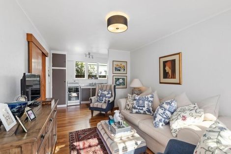 Photo of property in 3/260 Muritai Road, Eastbourne, Lower Hutt, 5013