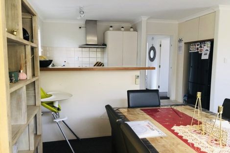 Photo of property in 1/205 Bucklands Beach Road, Bucklands Beach, Auckland, 2012