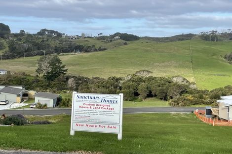 Photo of property in 21 Christine Drive, Coopers Beach, 0420