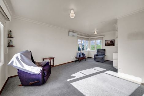 Photo of property in 54 Camberwell Road, Hawera, 4610