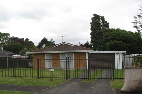 Photo of property in 9 Chibnall Place, Conifer Grove, Takanini, 2112