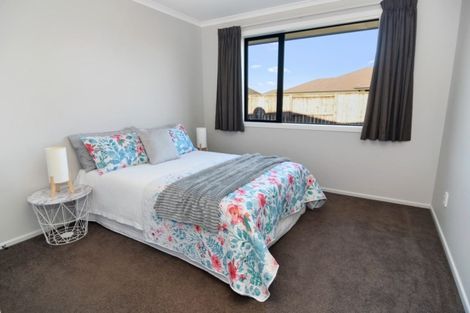 Photo of property in 15 Cole Thomas Place, Huntington, Hamilton, 3210