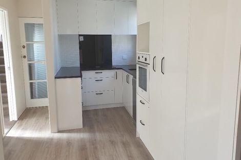 Photo of property in 1/5 Fenwick Avenue, Milford, Auckland, 0620