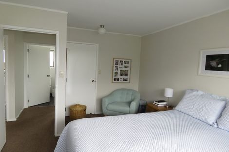 Photo of property in 3/3 Blease Street, New Lynn, Auckland, 0600