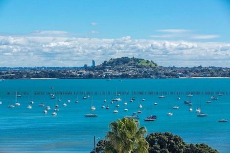 Photo of property in 16 Karori Crescent, Orakei, Auckland, 1071