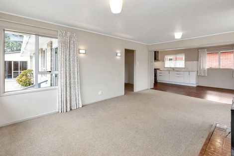 Photo of property in 14 Rakatau Place, Ruakaka, 0116