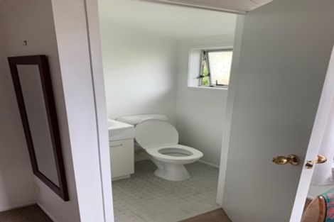 Photo of property in 1/37 Eversleigh Road, Belmont, Auckland, 0622