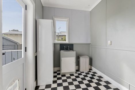 Photo of property in 9 Princes Street, Fitzroy, New Plymouth, 4312