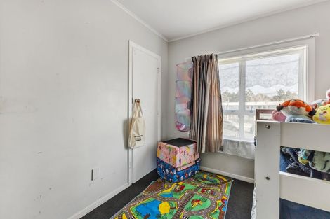 Photo of property in 20 Cook Street, Marfell, New Plymouth, 4310