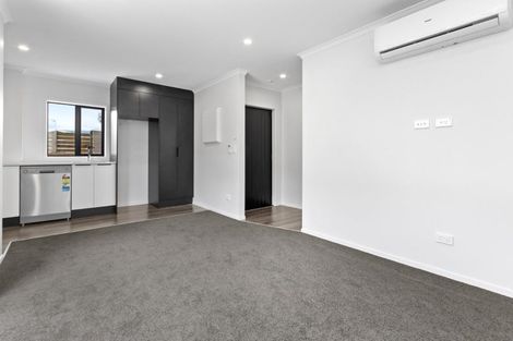 Photo of property in 2/10 Charlemont Street, Whitiora, Hamilton, 3200