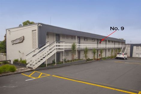 Photo of property in 9/32 Blockhouse Bay Road, Avondale, Auckland, 1026