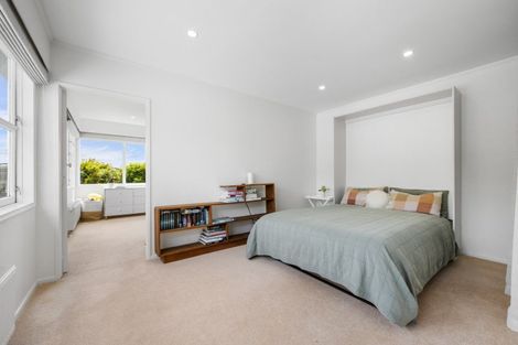 Photo of property in 50 Churton Drive, Churton Park, Wellington, 6037