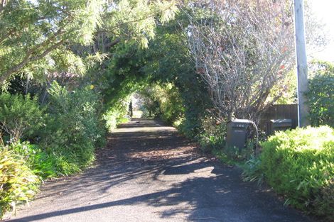 Photo of property in 108 Roberts Road, Te Atatu South, Auckland, 0610