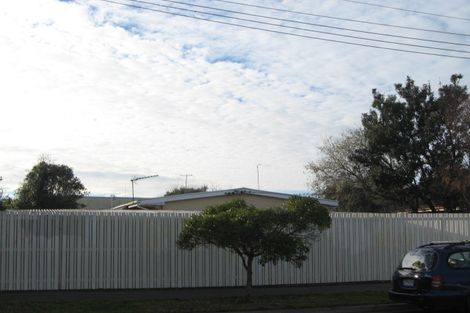 Photo of property in 73 Estuary Road, New Brighton, Christchurch, 8061