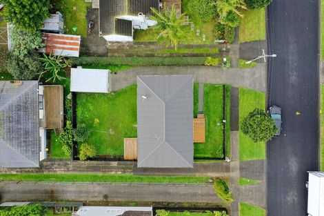 Photo of property in 2/13 John Street, Mangere East, Auckland, 2024