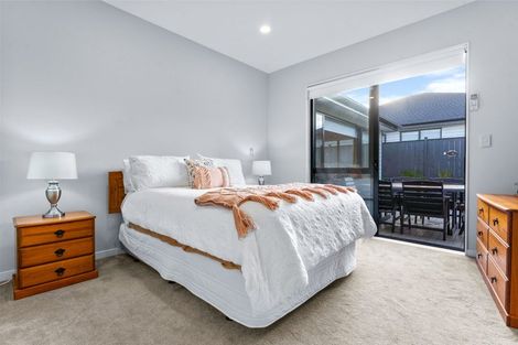 Photo of property in 64 Accolage Boulevard, Kumeu, 0810