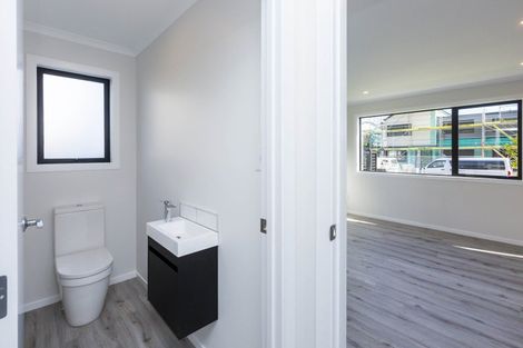 Photo of property in 11 Mawai Hakona Drive, Wallaceville, Upper Hutt, 5018