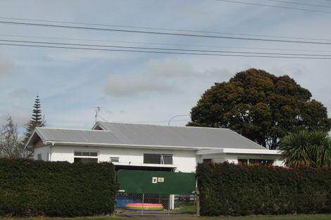 Photo of property in 21 High Street West, Waitara, 4320