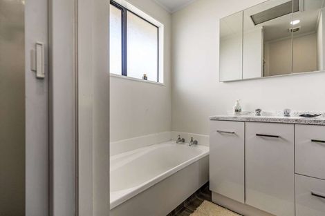 Photo of property in 12a Alverstoke Road, Parkvale, Tauranga, 3112