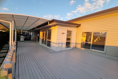 Photo of property in 9 Knoll Rise, Pukekohe, 2120