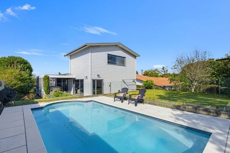 Photo of property in 57 John Dee Crescent, Red Beach, 0932