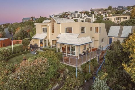 Photo of property in 37 Longhurst Terrace, Cashmere, Christchurch, 8022