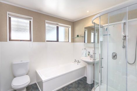 Photo of property in 13 Lowes Place, Solway, Masterton, 5810