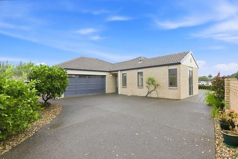 Photo of property in 2 Beachwater Drive, Papamoa Beach, Papamoa, 3118
