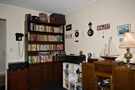 Photo of property in 2/33 Egremont Street, Belmont, Auckland, 0622