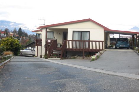 Photo of property in 10 Huff Street, Queenstown, 9300