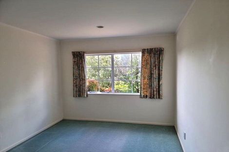 Photo of property in 546 Don Buck Road, Westgate, Auckland, 0614