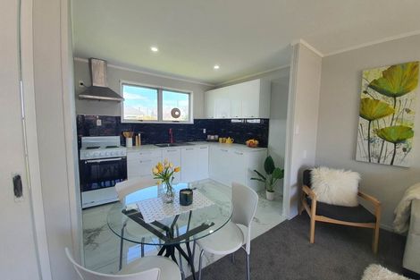 Photo of property in 1/42 Kenderdine Road, Papatoetoe, Auckland, 2025