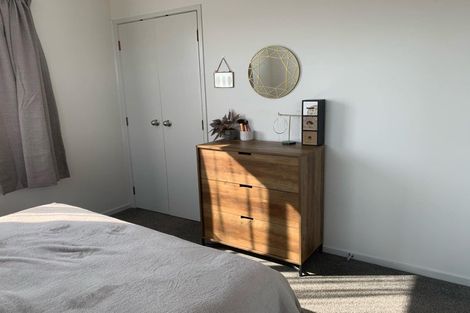 Photo of property in 1/45 Everglade Drive, Goodwood Heights, Auckland, 2105