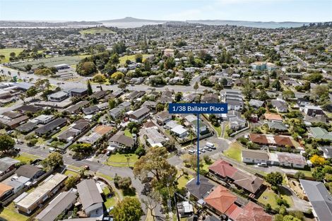 Photo of property in 1/38 Ballater Place, Highland Park, Auckland, 2010