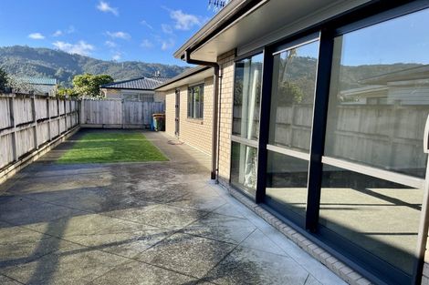 Photo of property in 165a Stokes Valley Road, Stokes Valley, Lower Hutt, 5019
