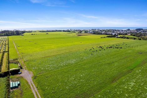 Photo of property in 50 Johnston Street, Brixton, Waitara, 4382