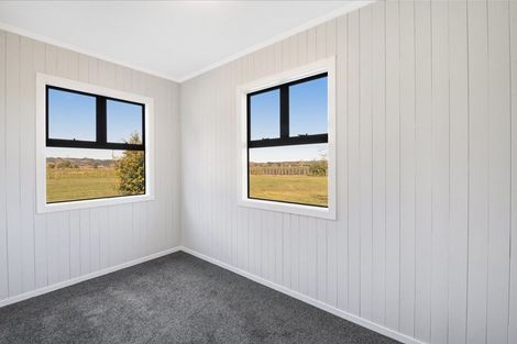 Photo of property in 42 Rimmer Road, Helensville, 0875