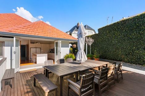 Photo of property in 9 Cathedral Place, Parnell, Auckland, 1052