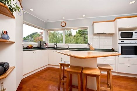 Photo of property in 9 Munstead Place, Hillcrest, Auckland, 0627