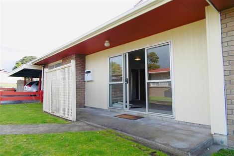 Photo of property in 82 Hine Street, New Plymouth, 4310