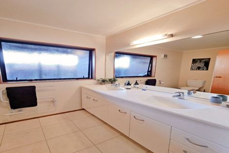 Photo of property in 1/11 Faulkner Road, Northcote Point, Auckland, 0627